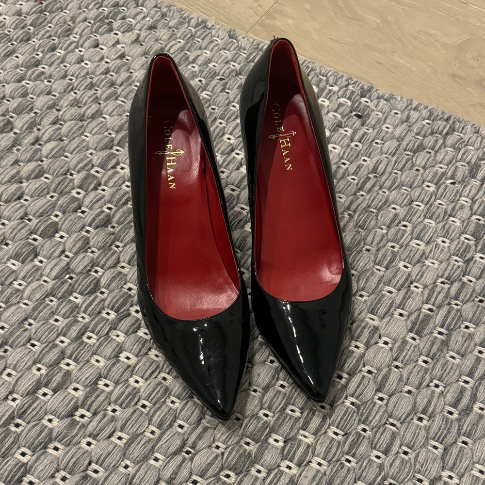 Cole Haan Black Patent Leather Heels MINIMALLY WORN